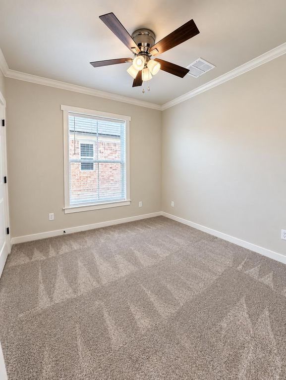 Image 16 of property listing at 5026 Shefflera Drive, San Angelo, TX 76904