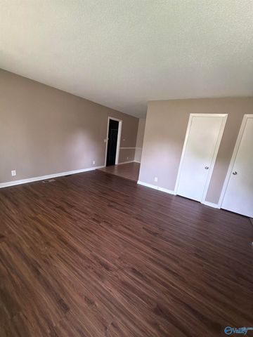 2614 Landsdale Drive NW, Huntsville, AL 35810