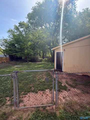 2614 Landsdale Drive NW, Huntsville, AL 35810