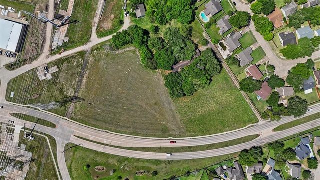 718 Staffordshire Road, Stafford, TX 77477