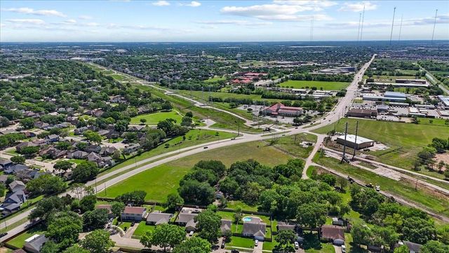 718 Staffordshire Road, Stafford, TX 77477