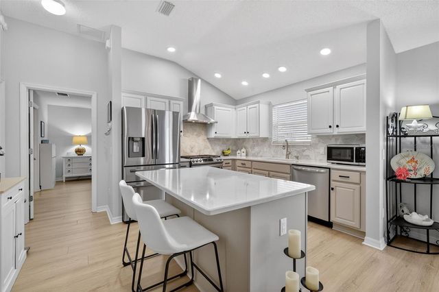 1950 ALISTAR COURT, The Villages, FL 32162