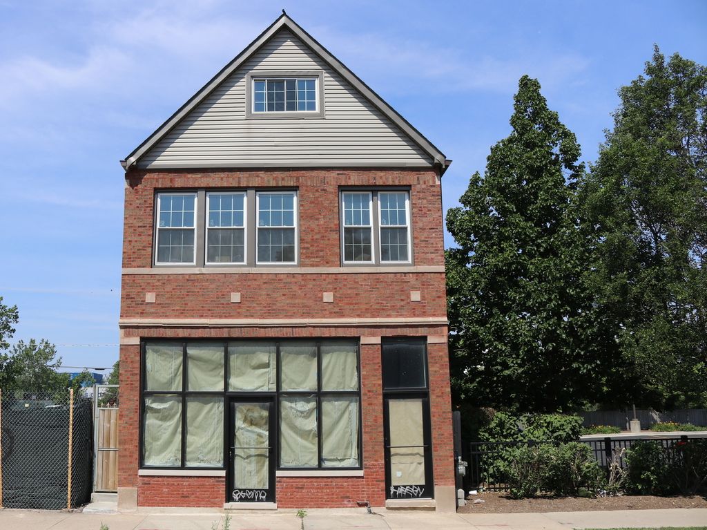 4226 S Ashland Avenue, Chicago, IL 60609