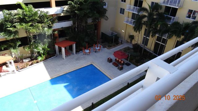 2775 NE 187th St 524, Aventura, FL 33180