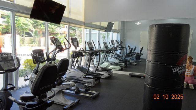 2775 NE 187th St 524, Aventura, FL 33180
