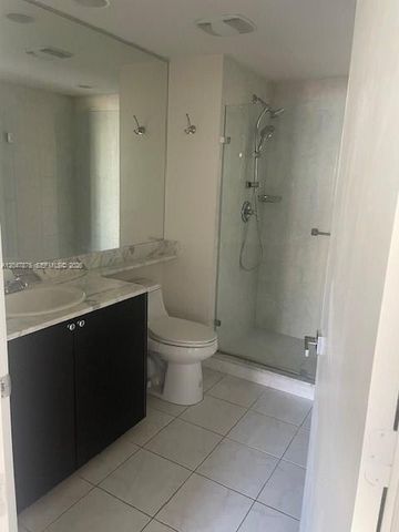 2775 NE 187th St 524, Aventura, FL 33180