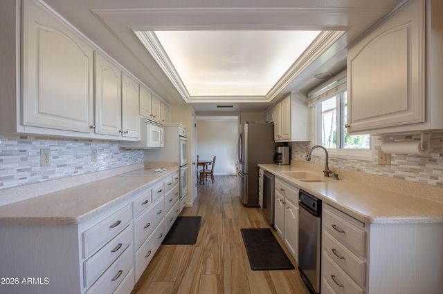 19023 N 132ND Avenue, Sun City West, AZ 85375