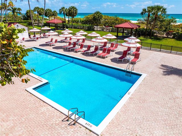 2555 Collins Ave 2014, Miami Beach, FL 33140