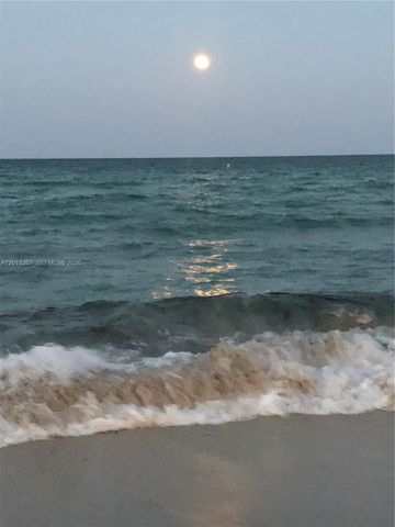2555 Collins Ave 2014, Miami Beach, FL 33140