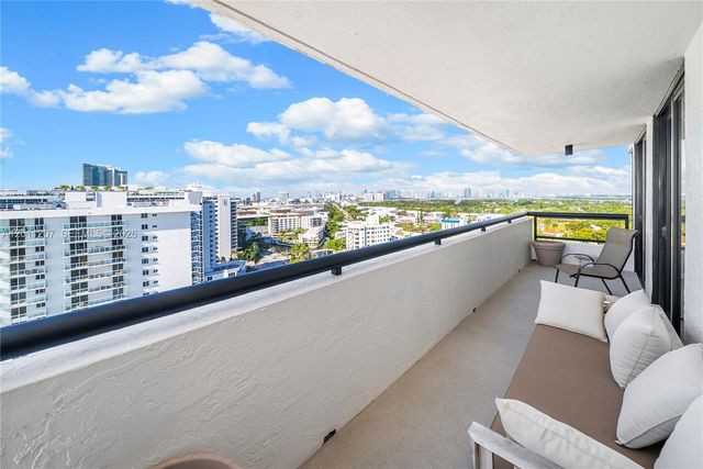 2555 Collins Ave 2014, Miami Beach, FL 33140