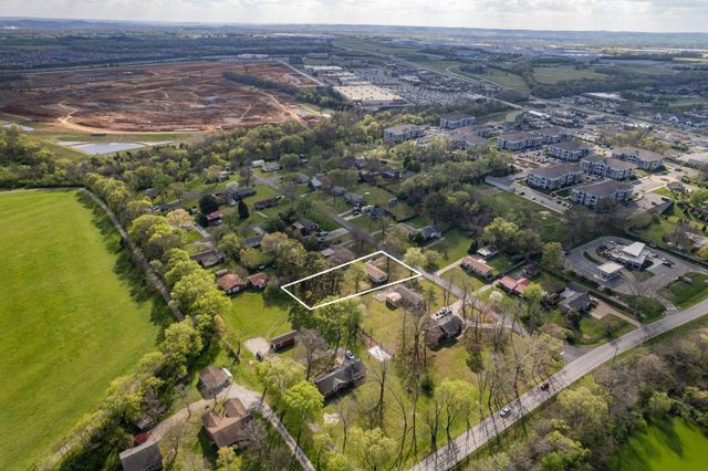 107 Jackson St, Spring Hill, TN 37174