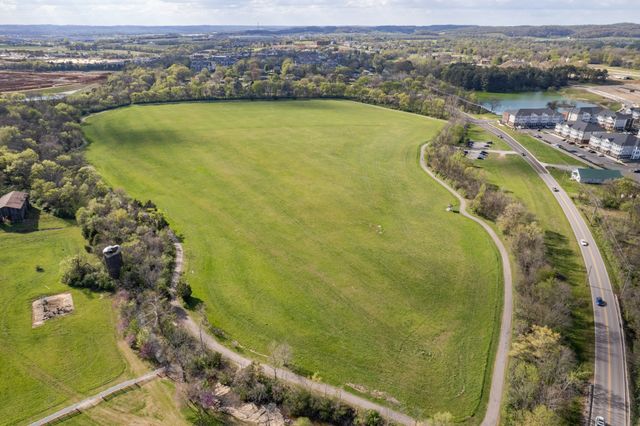 107 Jackson St, Spring Hill, TN 37174