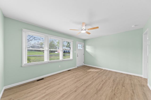 107 Jackson St, Spring Hill, TN 37174