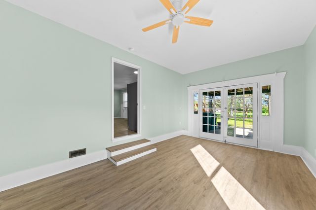 107 Jackson St, Spring Hill, TN 37174