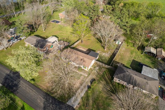 107 Jackson St, Spring Hill, TN 37174