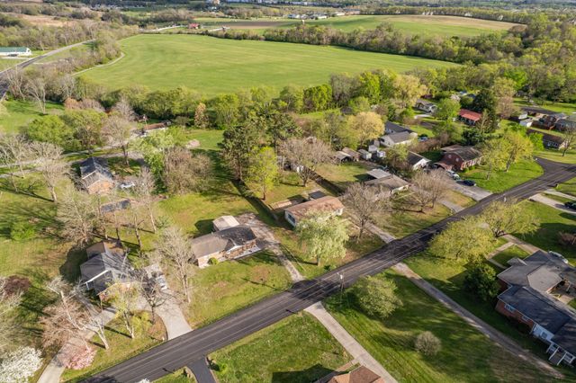 107 Jackson St, Spring Hill, TN 37174