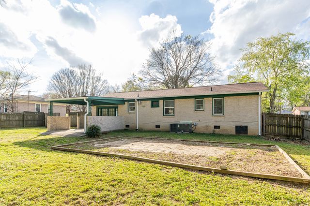 107 Jackson St, Spring Hill, TN 37174