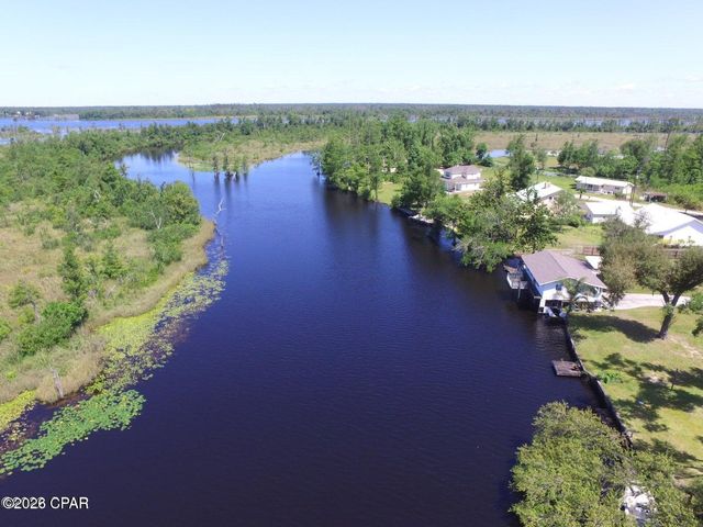 9523 Indian Bluff Resort Lane, Youngstown, FL 32466