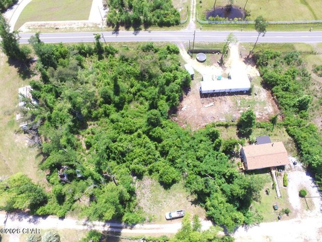 9523 Indian Bluff Resort Lane, Youngstown, FL 32466