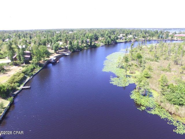 9523 Indian Bluff Resort Lane, Youngstown, FL 32466