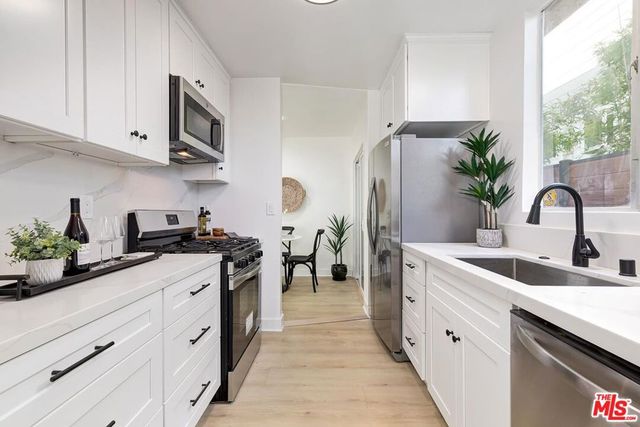 717 Copeland Court 4, Santa Monica, CA 90405