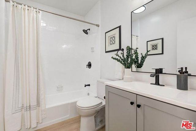 717 Copeland Court 4, Santa Monica, CA 90405