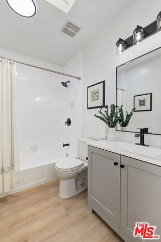 717 Copeland Court 4, Santa Monica, CA 90405