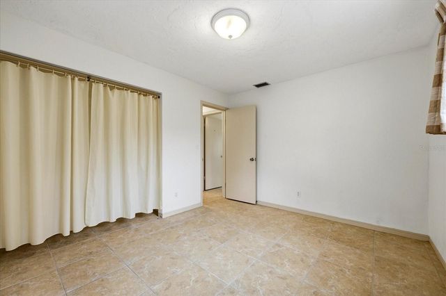 5027 1ST AVENUE N, St Petersburg, FL 33710