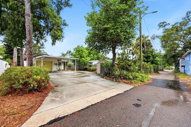 5027 1ST AVENUE N, St Petersburg, FL 33710