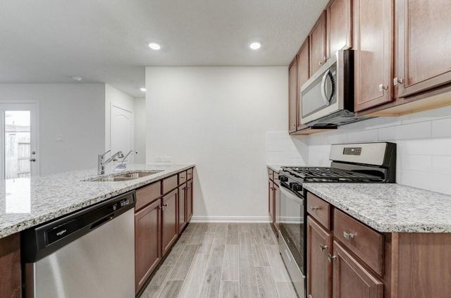 534 Broken Boulder Street, Magnolia, TX 77354