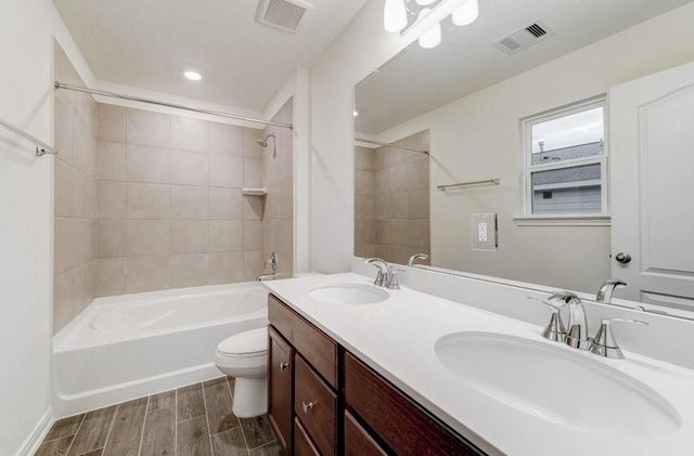 534 Broken Boulder Street, Magnolia, TX 77354