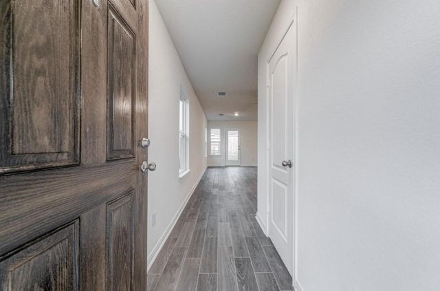 534 Broken Boulder Street, Magnolia, TX 77354