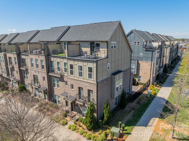 3838 Sky Haven Drive, Charlotte, NC 28209