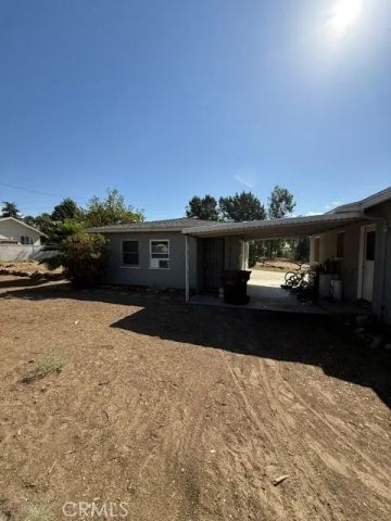 1425 W Hays, Banning, CA 92220