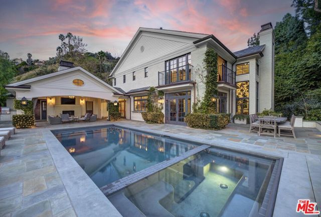 7171 Chelan Way, Los Angeles, CA 90068