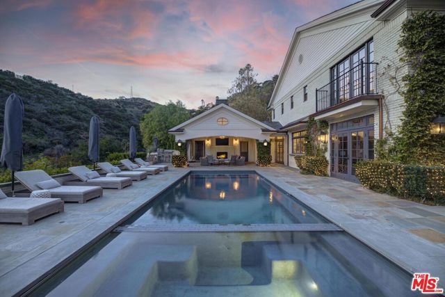 7171 Chelan Way, Los Angeles, CA 90068