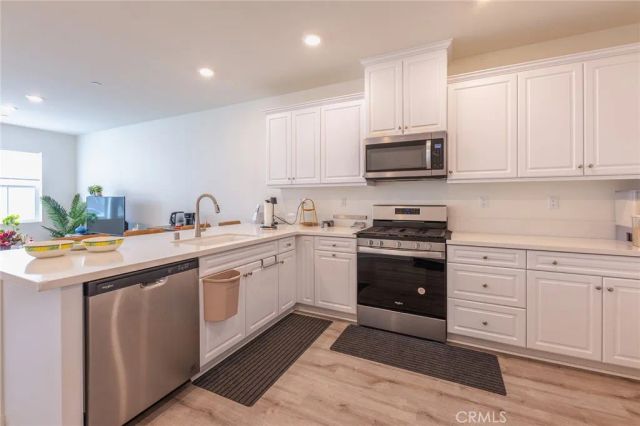 4058 E Coronado Privado, Ontario, CA 91761