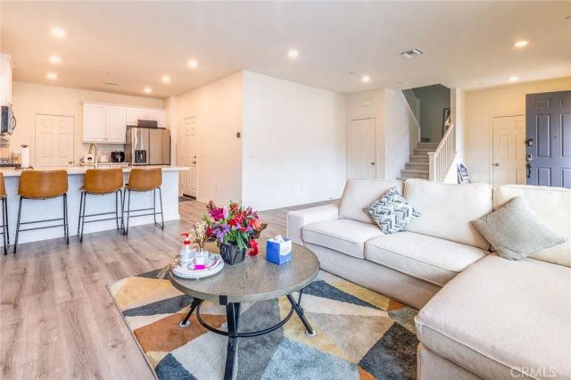 4058 E Coronado Privado, Ontario, CA 91761