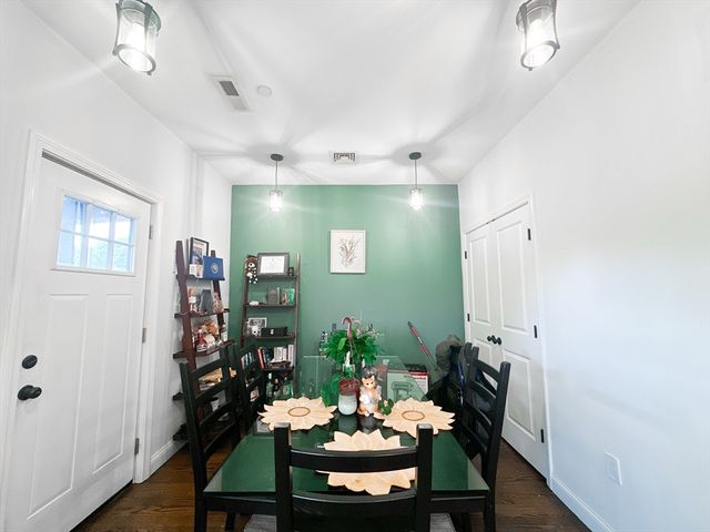 77 Torrey St 2, Boston, MA 02124