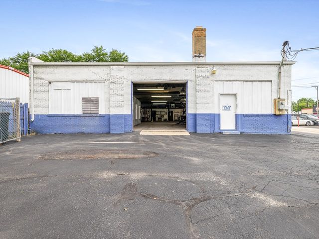 3014 Auburn Street, Rockford, IL 61101