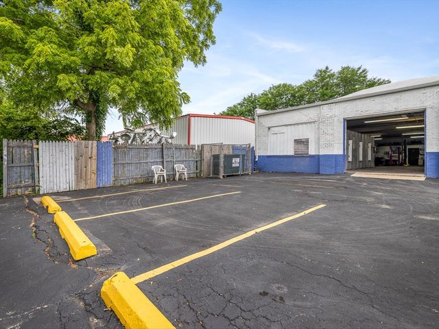 3014 Auburn Street, Rockford, IL 61101