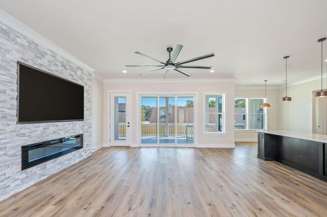 22 Shalimar Drive, Shalimar, FL 32579