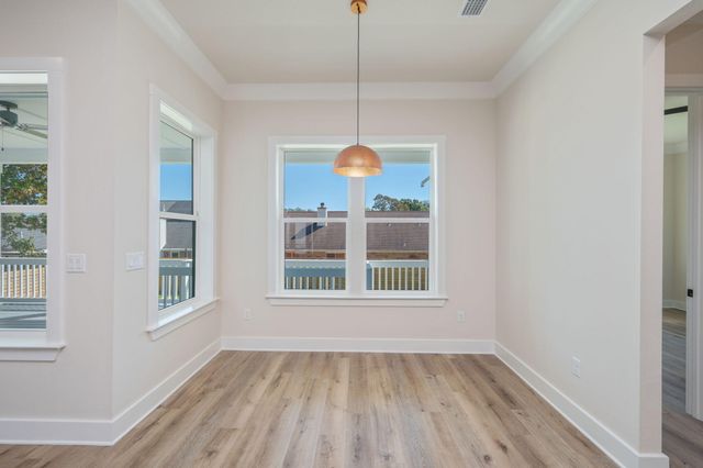 22 Shalimar Drive, Shalimar, FL 32579