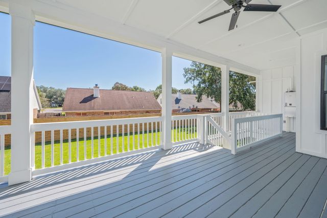 22 Shalimar Drive, Shalimar, FL 32579