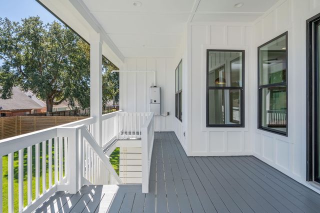 22 Shalimar Drive, Shalimar, FL 32579