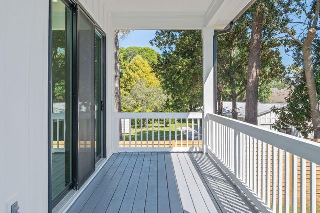 22 Shalimar Drive, Shalimar, FL 32579