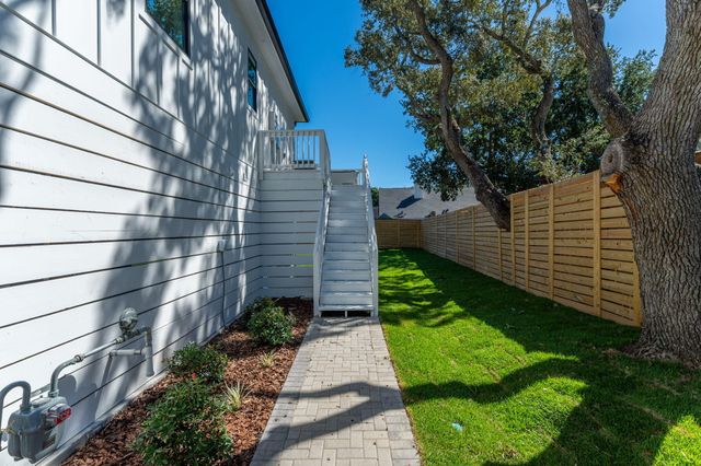 22 Shalimar Drive, Shalimar, FL 32579