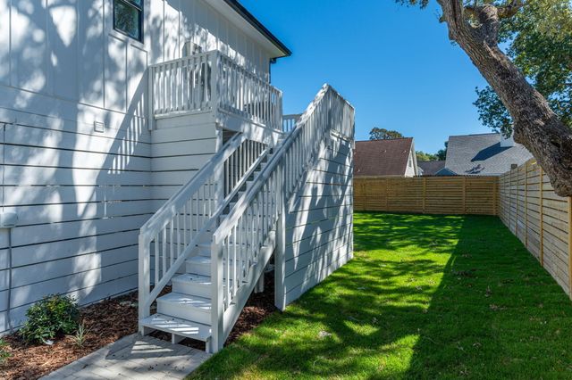 22 Shalimar Drive, Shalimar, FL 32579