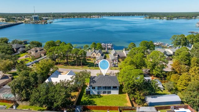 22 Shalimar Drive, Shalimar, FL 32579