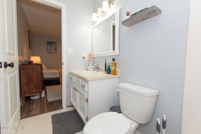 2602 Northwoods Drive, Jacksonville, NC 28540